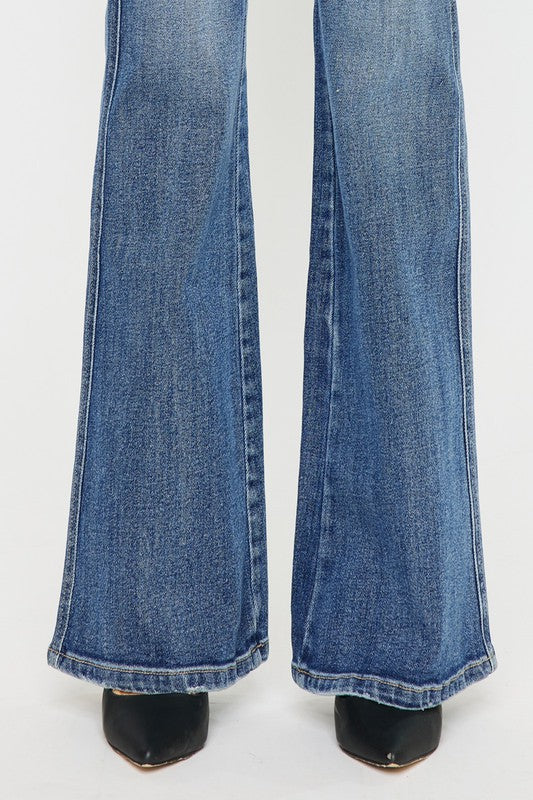 Diana High Rise Flare Jeans in Medium Wash