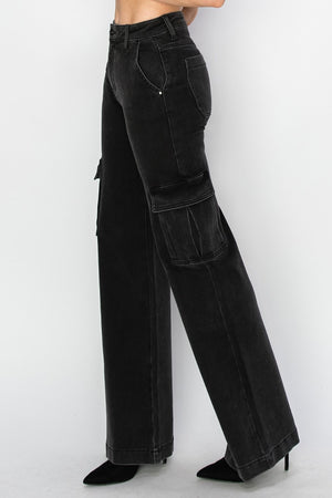 Utilitarian Edge Wide Leg Cargo Jeans in Black