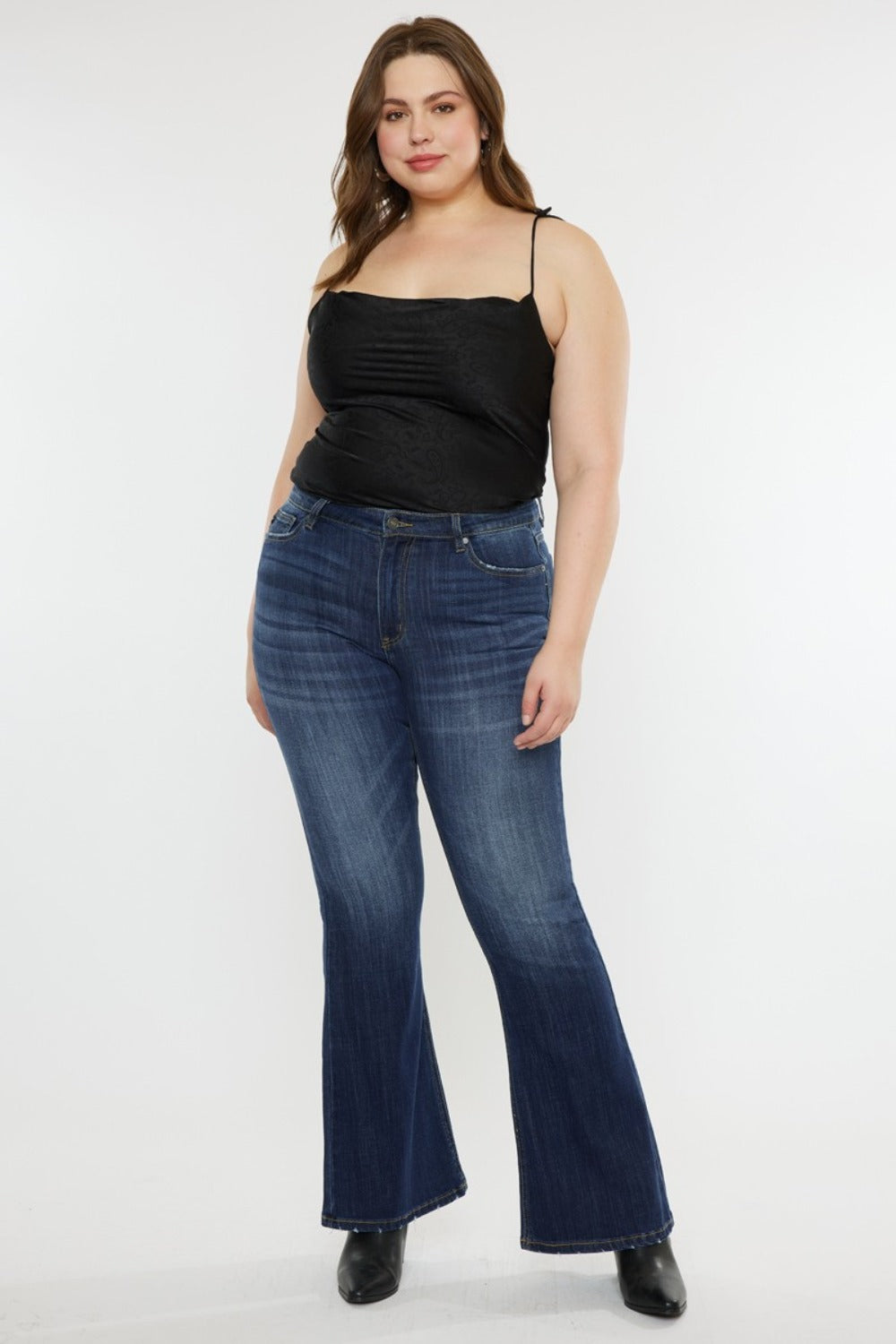 Jean-ius Moves Mid Rise Slim Flare Jeans in Dark Stone