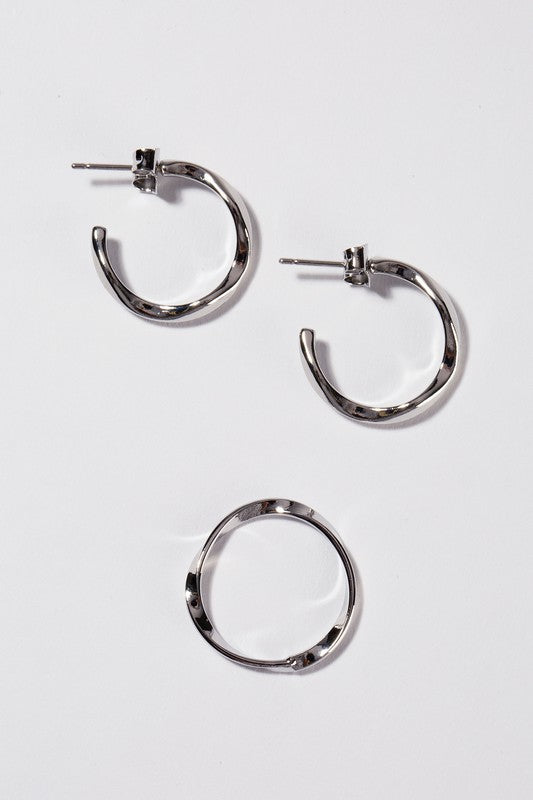 Ripple Ring & Hoop Earrings Set in Silver