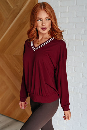 So Comfy Contrasting V-Neck Pullover in Red Merlot