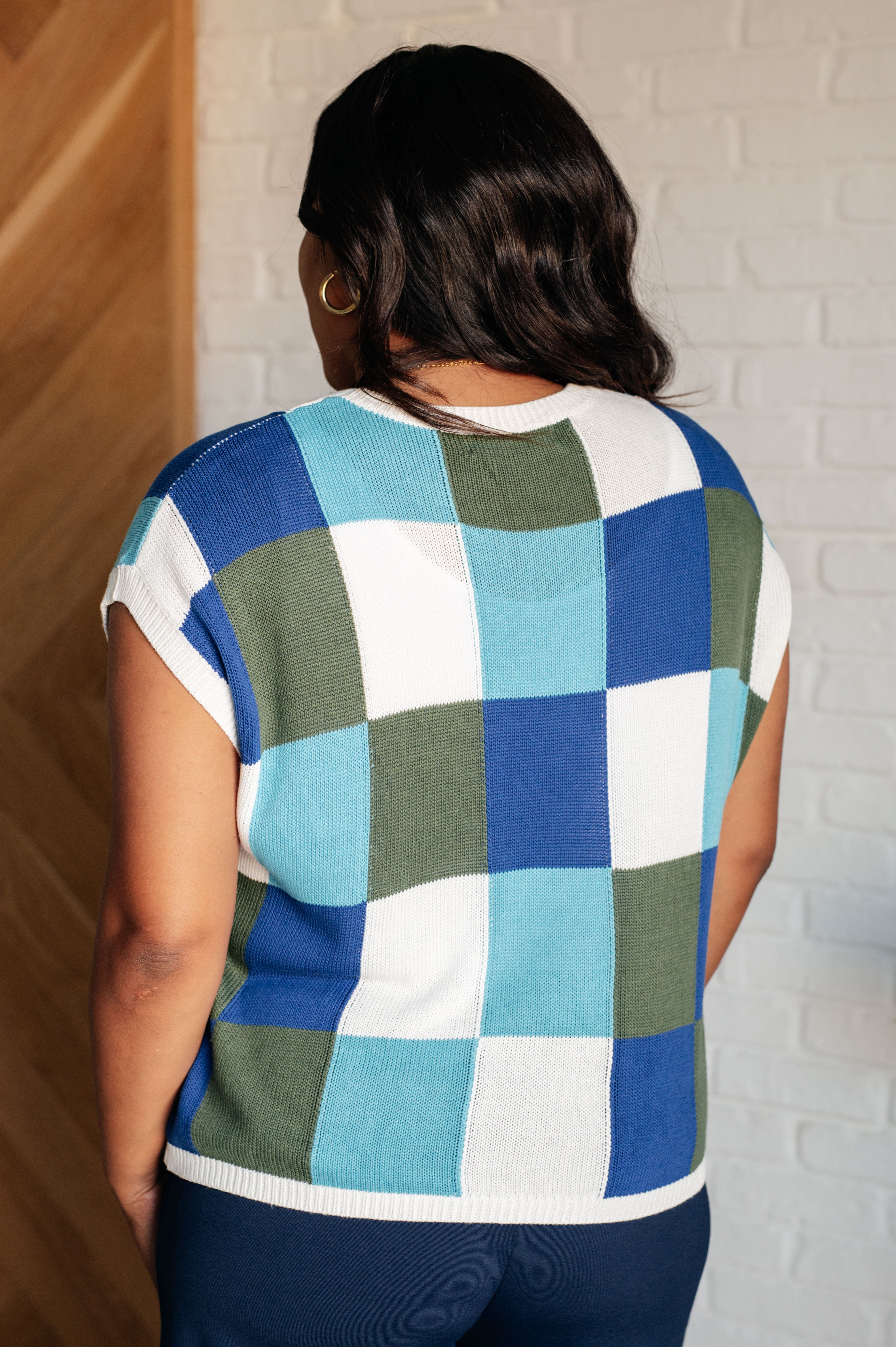 Fact Checkered Sleeveless Sweater