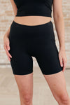 Getting Moving Biker Shorts in Black