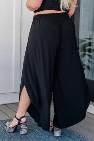 Angela Tulip Pants in Black