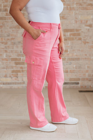 Liesel High Rise Cargo Straight Jeans in Pink