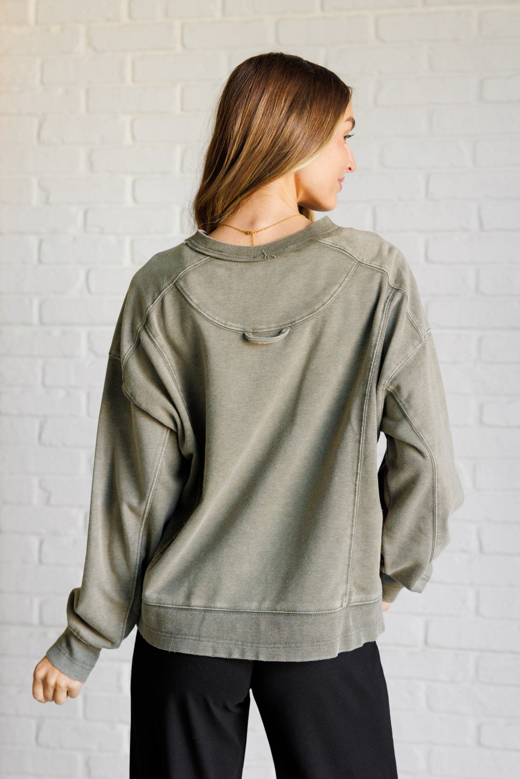 Rapid Remedy Mineral Wash Pullover in Army Green