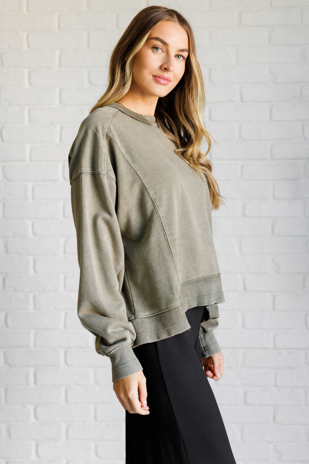 Rapid Remedy Mineral Wash Pullover in Army Green