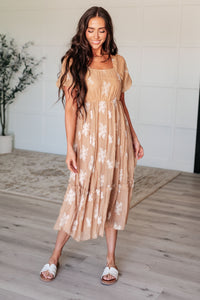 Mi Encanta Balloon Sleeve Dress in Camel