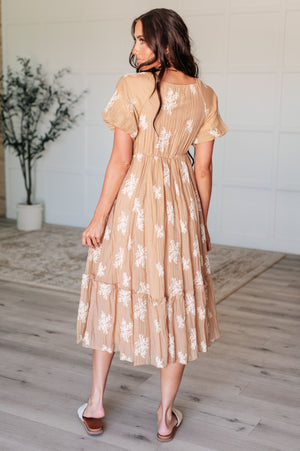 Mi Encanta Balloon Sleeve Dress in Camel