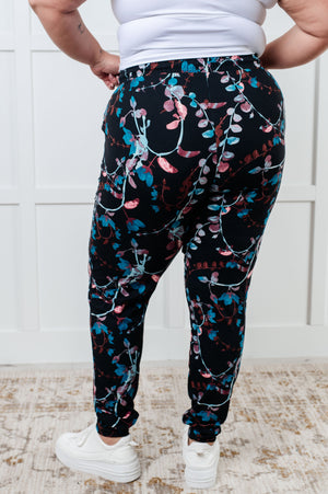 Peak Performance Joggers in Luminescence Vine