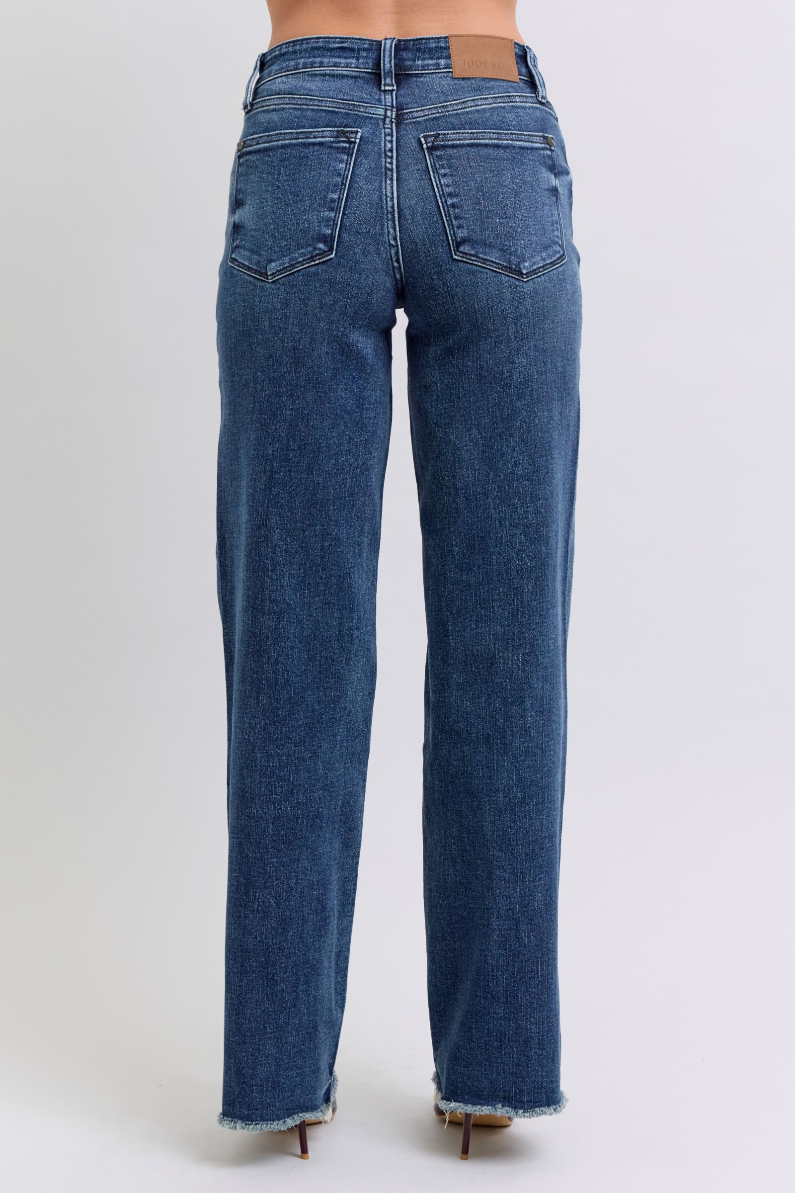 Cool Cut Raw Hem Jeans in Dark Wash