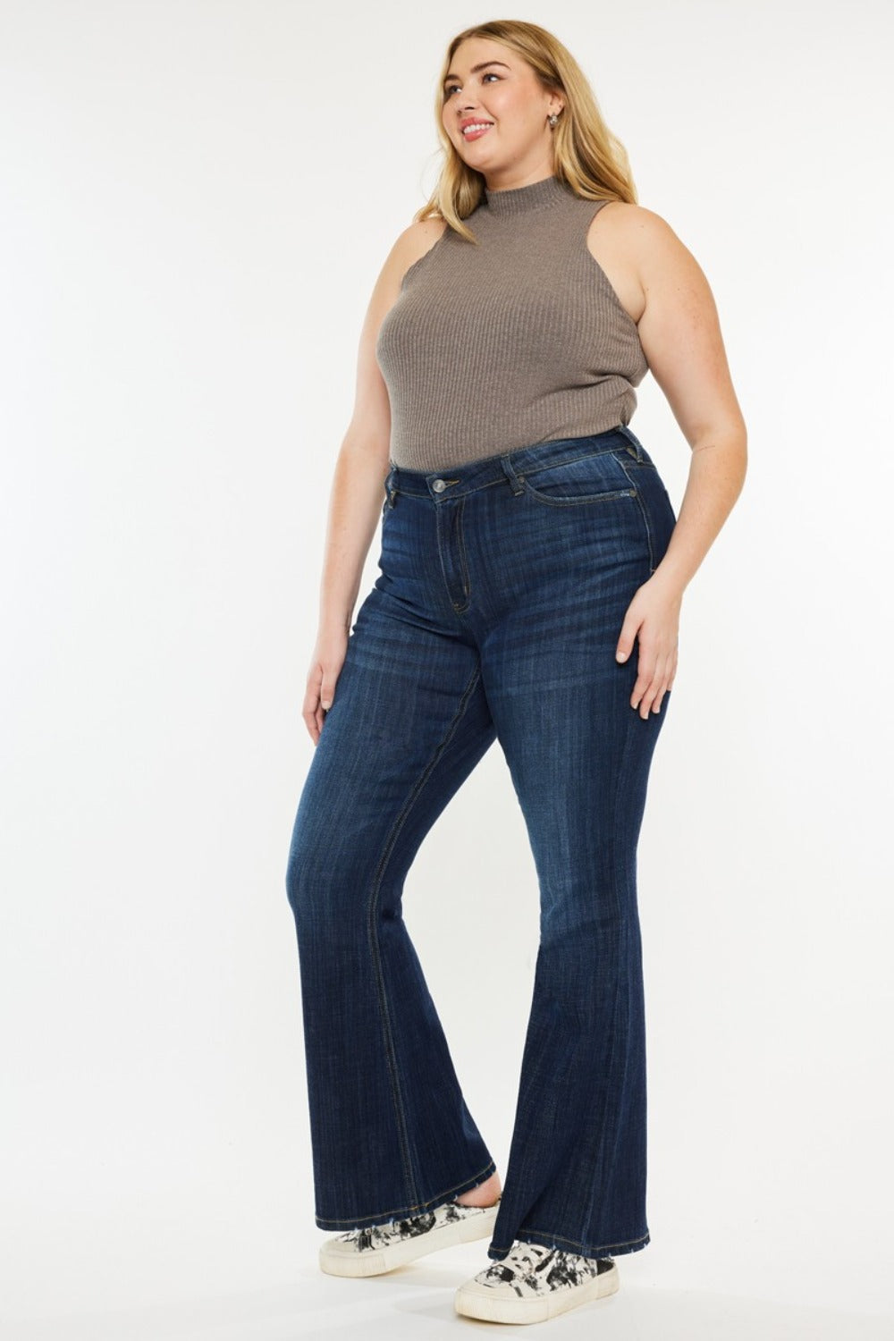 Alessia Mid Rise Flare Jeans in Dark Stone Wash