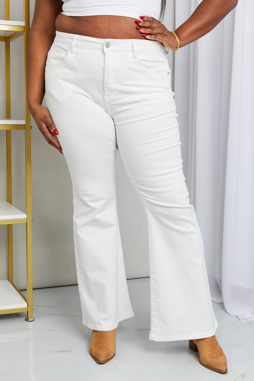 Tori Flare Leg Jeans with Pockets in White