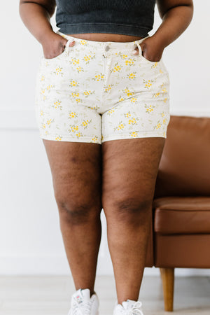 Golden Meadow Shorts in White