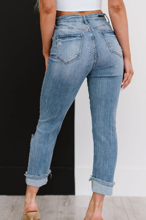 Taking It Easy Distressed Straight Leg Jeans in Medium Wash