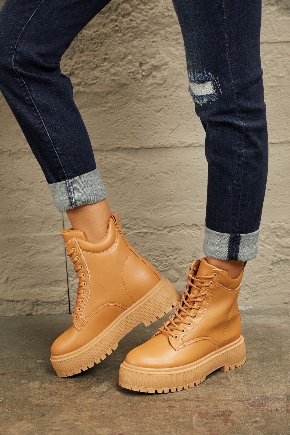 Super Cool Platform Combat Boots in Caramel