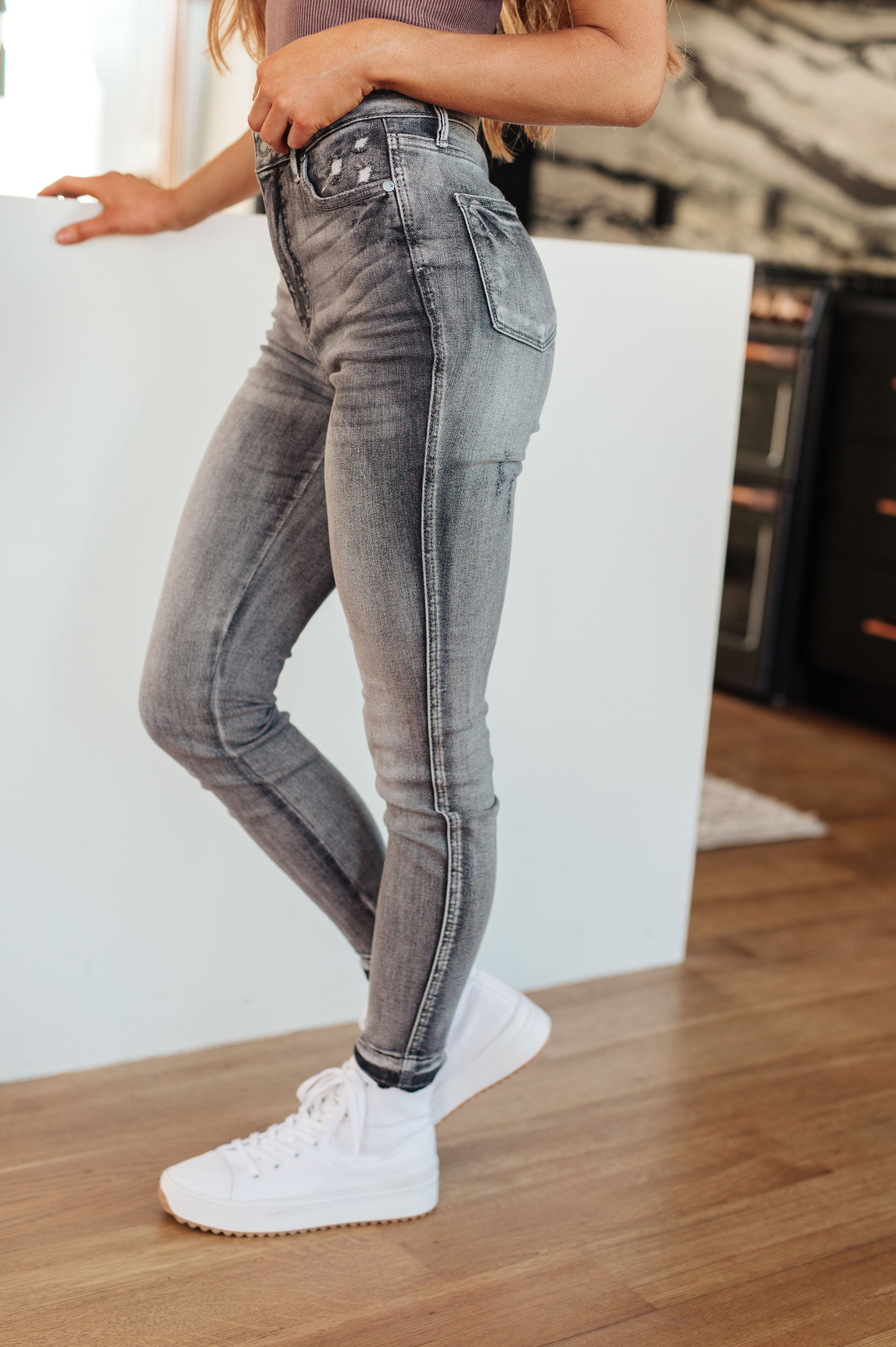 Release Me Control Top Skinny Jeans in Washed Gray