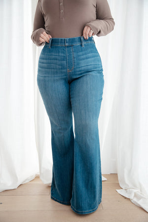Happy in High Rise Flare Jegging