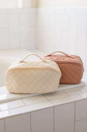 Expanding Quilted Vegan Leather Makeup Bag in Pink