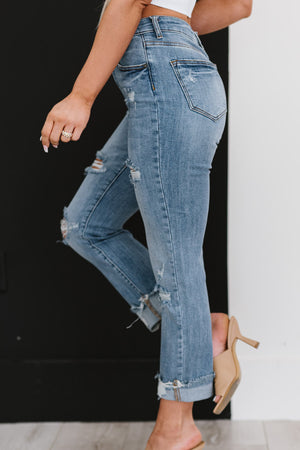 Taking It Easy Distressed Straight Leg Jeans in Medium Wash