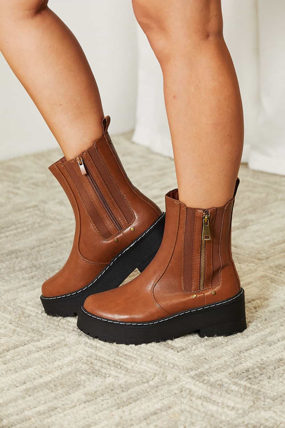 Sleek Platform Boots with Side Zip in Chestnut