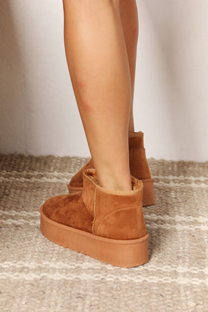 Fun Fleece Lined Chunky Platform Ankle Boots in Camel